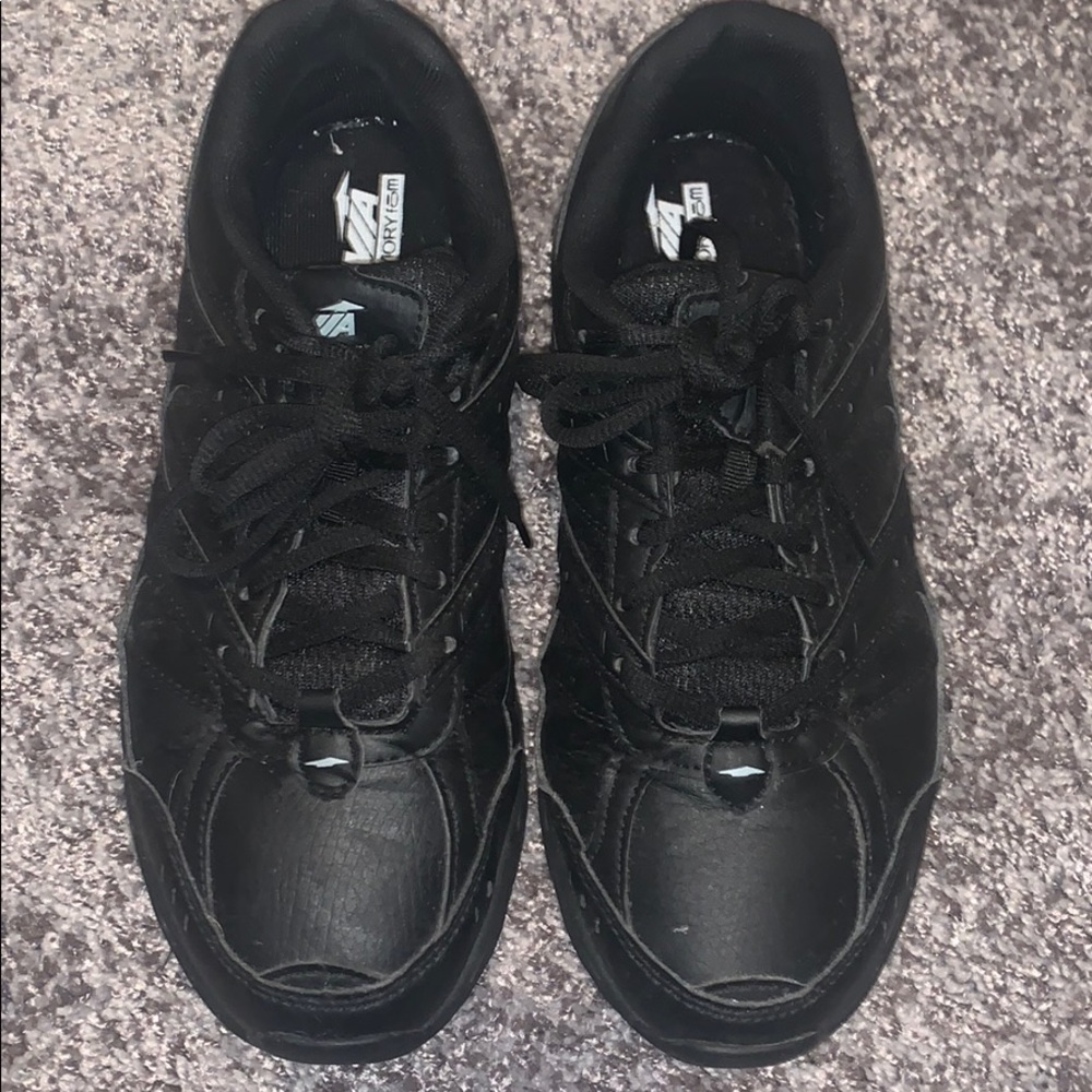 Avia Service Shoe/ Non-Slip